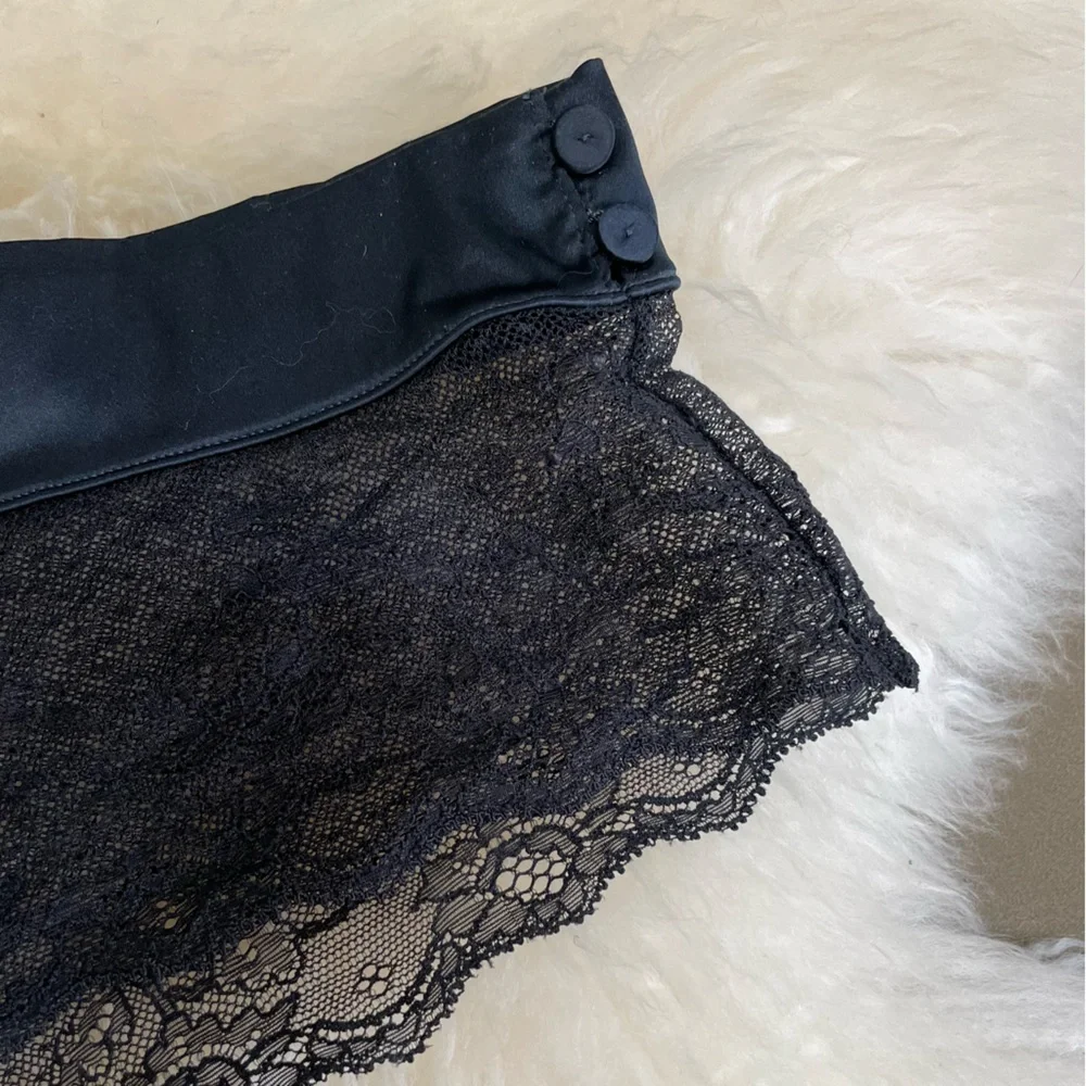 Gap Body Love Black Lace with Satin Waistband Buttons Tanga Boyshort Size S